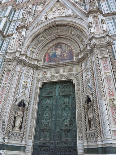 Italy, Toscana, Florence. Architectural detail of Cathedral Santa Maria del Fiore © alexrow