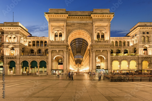 Galleria Vittorio Emanuele II photo