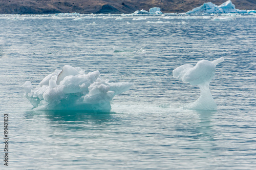 Icebergs floating in Jokulsarlon glacier lake
