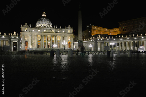 Saint Peter square and Basilica at night