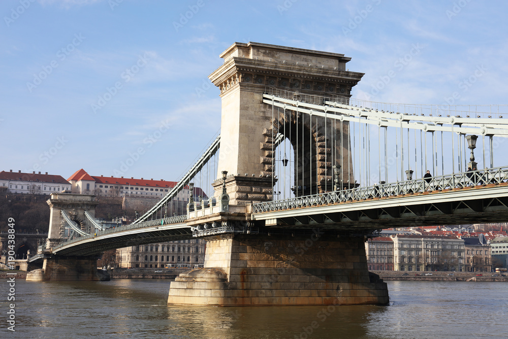 Obraz premium Szechenyi Chain Bridge over Danube River, Budapest, Europe