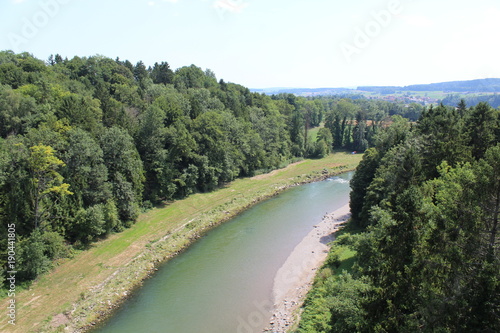 Fototapeta Naklejka Na Ścianę i Meble -  Thur Fluss Auen Landschaft Grün Wald