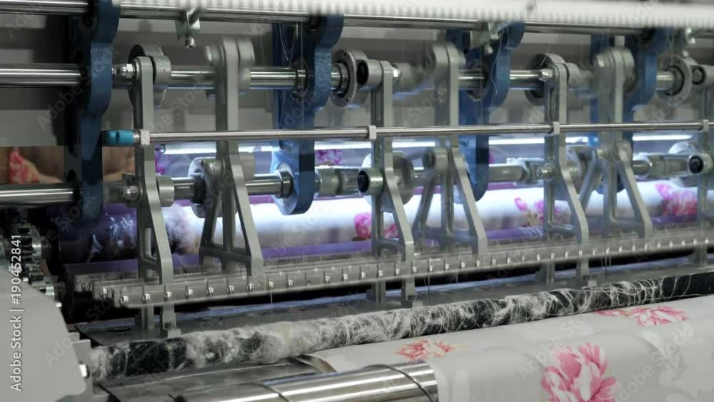 nonwoven sewing blanket machine for pillow product manufacturing in factory nonwoven sewing blanket machine for pillow product manufacturing in factory