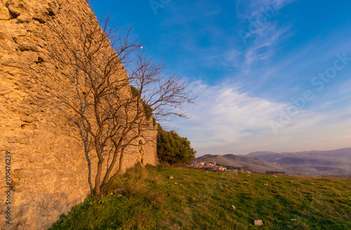Foto Sabina (Italy) - The landscape of area in province of Rieti, central Italy, from the San Martino abbey ruin in Fara Sabina
