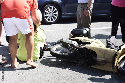 Incidente stradale con la moto photo
