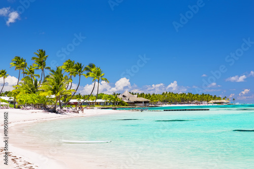 Fototapeta Naklejka Na Ścianę i Meble -  Beautiful white sandy beach in Cap Cana, Dominican Republic