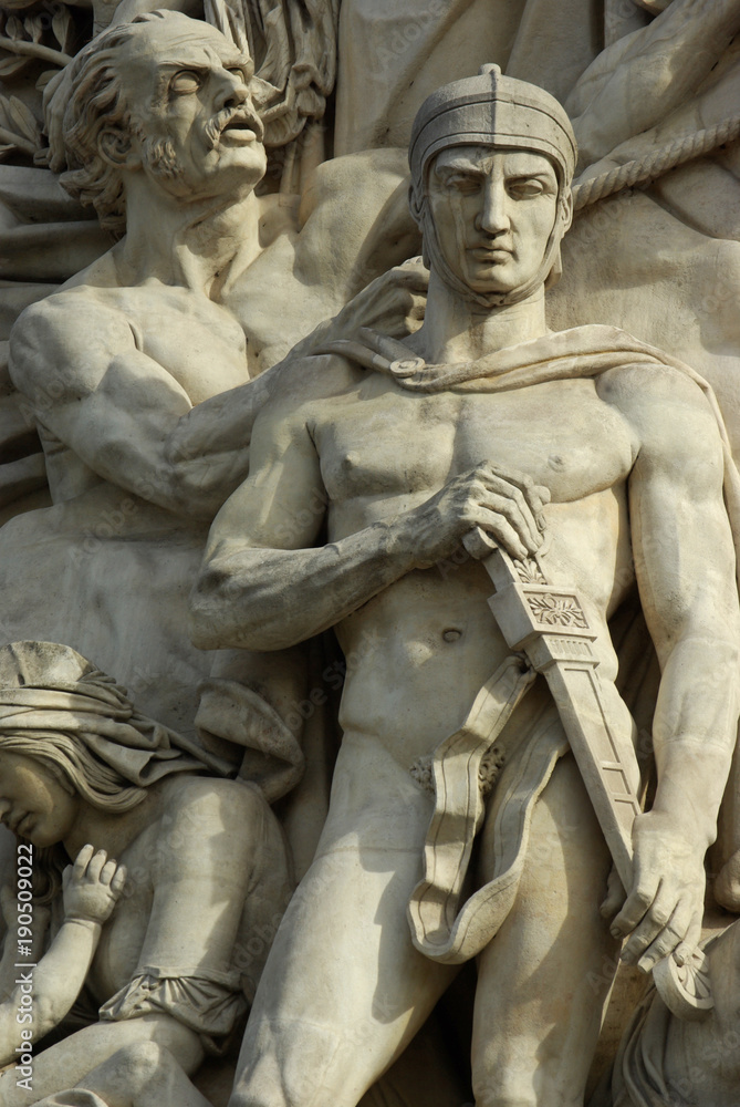 Soldat de l'arc de triomphe de l'Etoile à Paris, France Soldat de l'arc de triomphe de l'Etoile à Paris, France