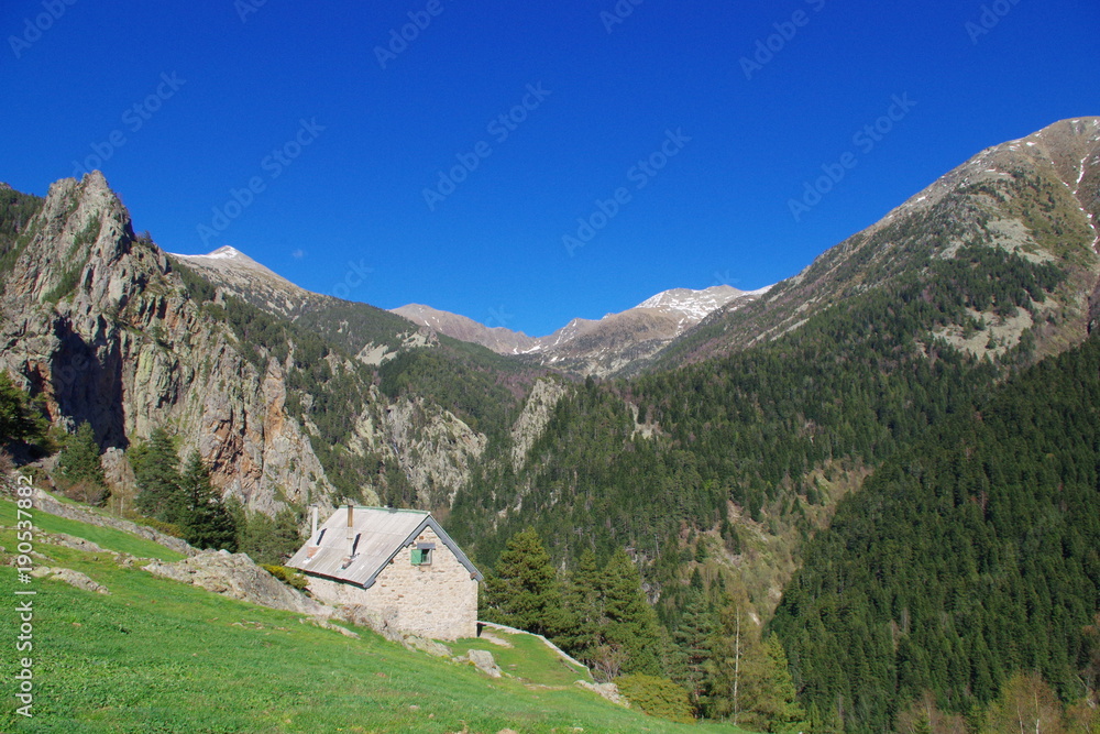 refuge du Canigou dans les Pyrénées