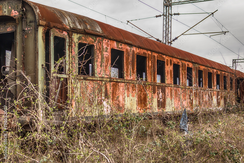 Fototapeta premium Belgrade, Serbia March 21, 2016: Abandoned and destroyed trains