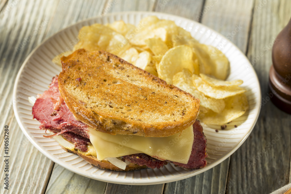 Savory Homemade Corned Beef Reuben Sandwich Savory Homemade Corned Beef Reuben Sandwich