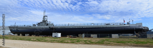 An American World War two submarine.

