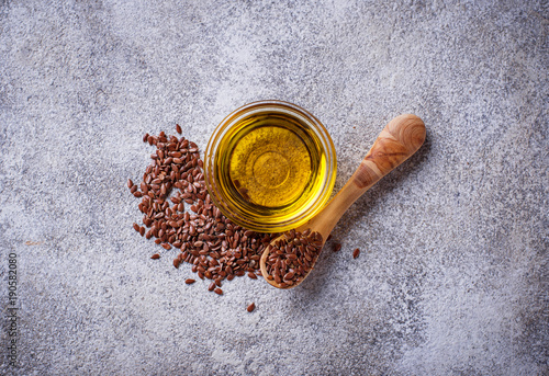 Linseed oil and flax seeds