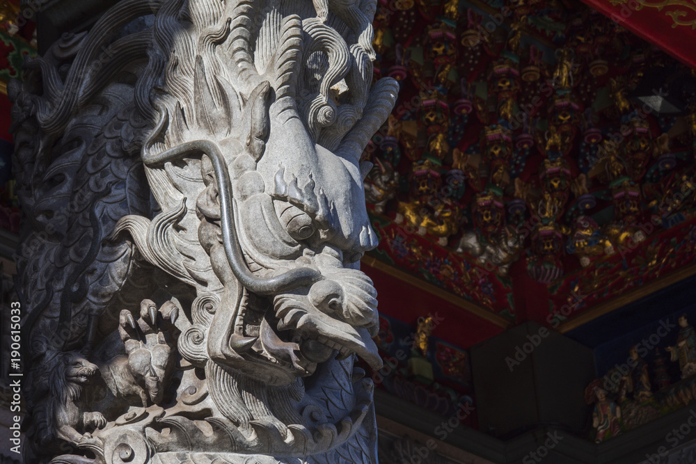 Chinese religion, important pillar in front of the temple, dragon pillar carving