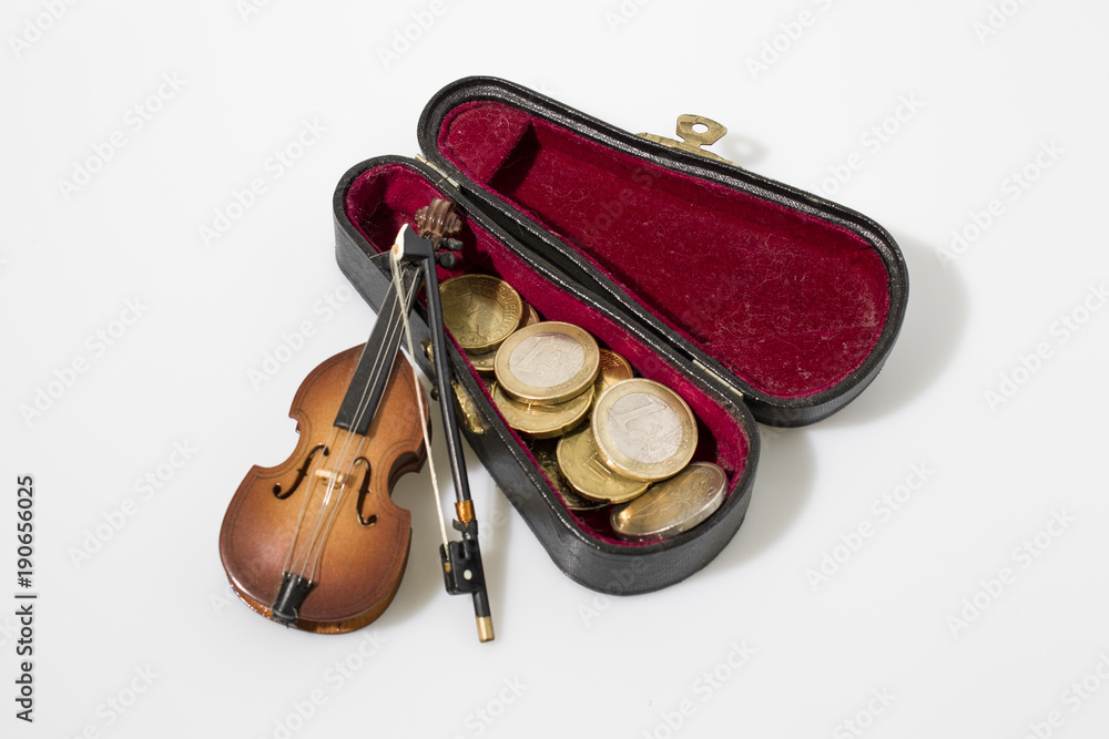Fototapeta premium Cello instrument and coins composition