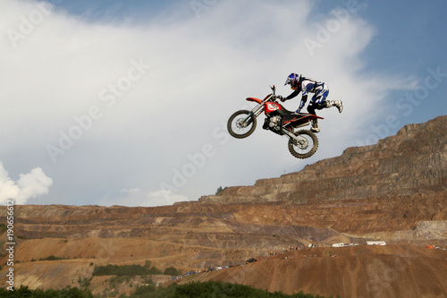 Fototapeta Naklejka Na Ścianę i Meble -  Motocross Freestyle 