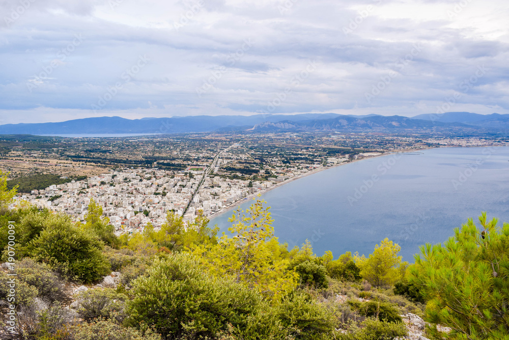 Obraz premium Cityscape of Loutraki.