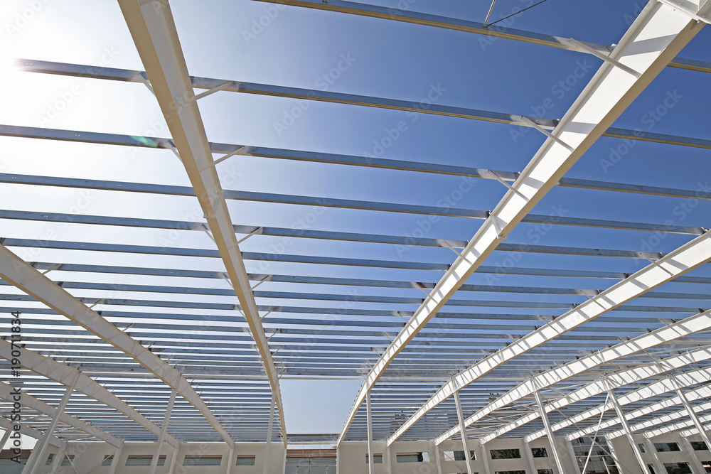 The steel frame structure is under construction The steel frame structure is under construction