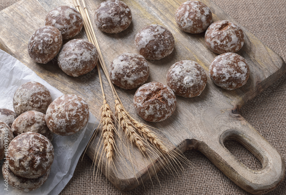 Vanilla gingerbread on a wooden background Vanilla gingerbread on a wooden background