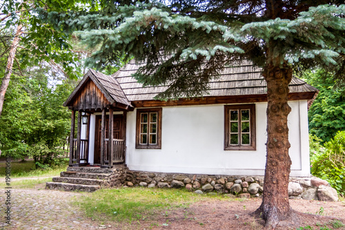Fototapeta Naklejka Na Ścianę i Meble -  rural old wooden house