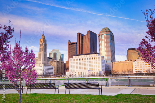Valokuva Spring is beautiful in Columbus, Ohio along the Scioto River