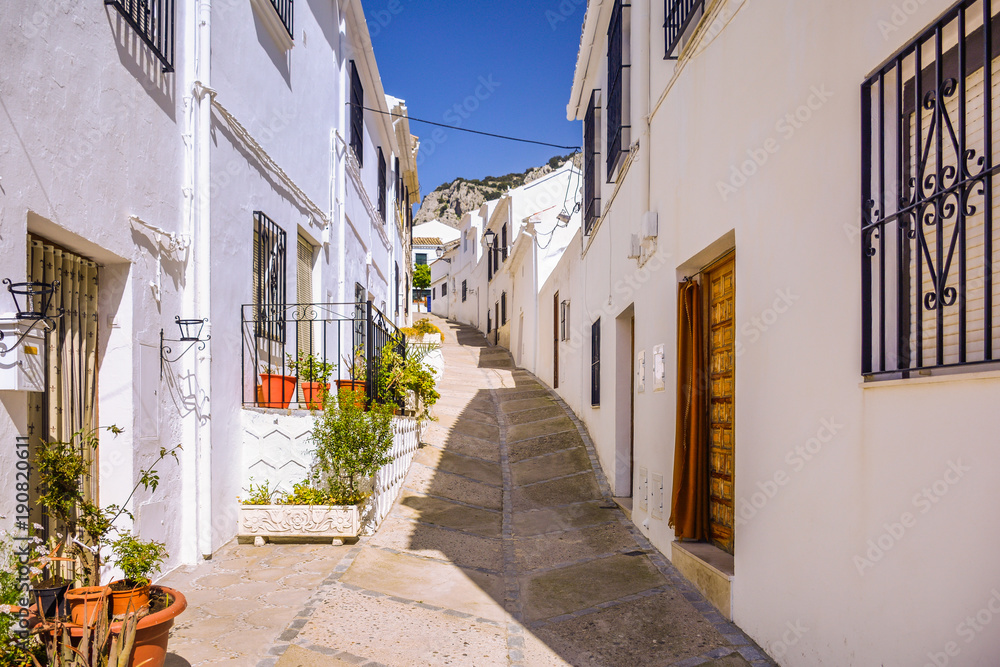 Naklejka premium Piękne wioski Hiszpanii, Zuheros, Córdoba, Andaluzji