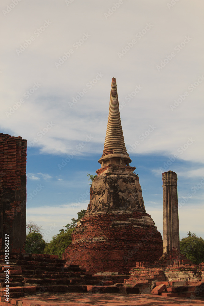 Ancient remains of Wat Ratchaburana temple in the Ayutthaya Historical Park, Ayutthaya, Thailand.