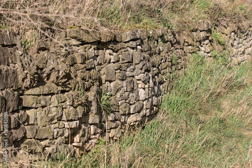 Natursteinmauer  photo