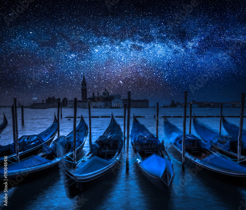 Milky way and Grand Canal in Venice, Italy © shaiith