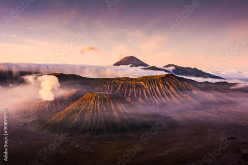 Mount Bromo is one of the most impressive active volcano on earth. Admiring it at sunrise is a must if you visit Indonesia