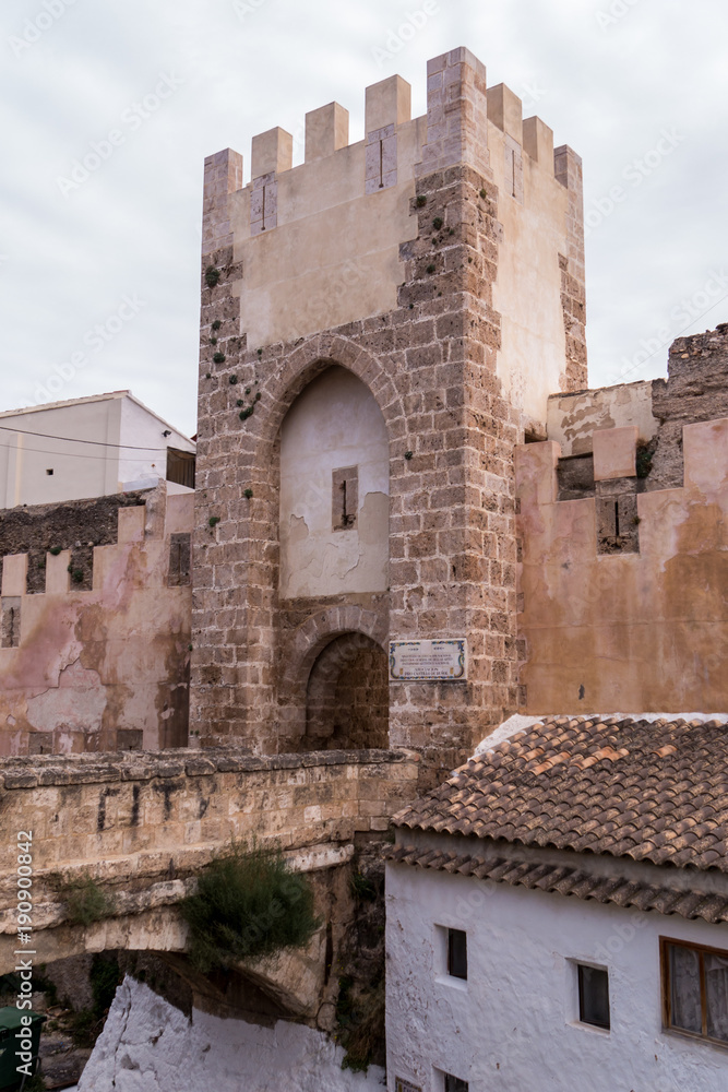     Castillo de Buñol - Katalonien - Eingang 
