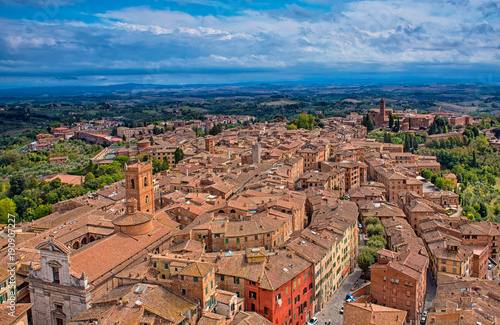 Scenery of Siena, a beautiful medieval town in Tuscany © Horváth Botond