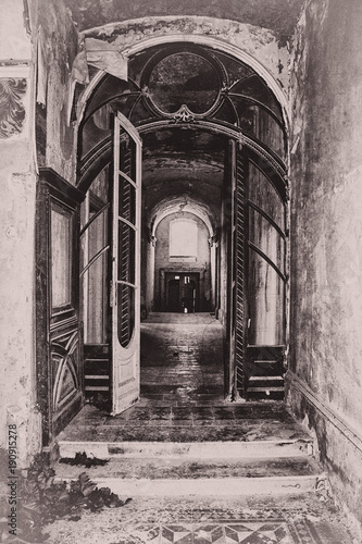 Spicer Casltle-Entrance