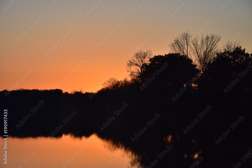 Obraz premium Sunset on the Lake