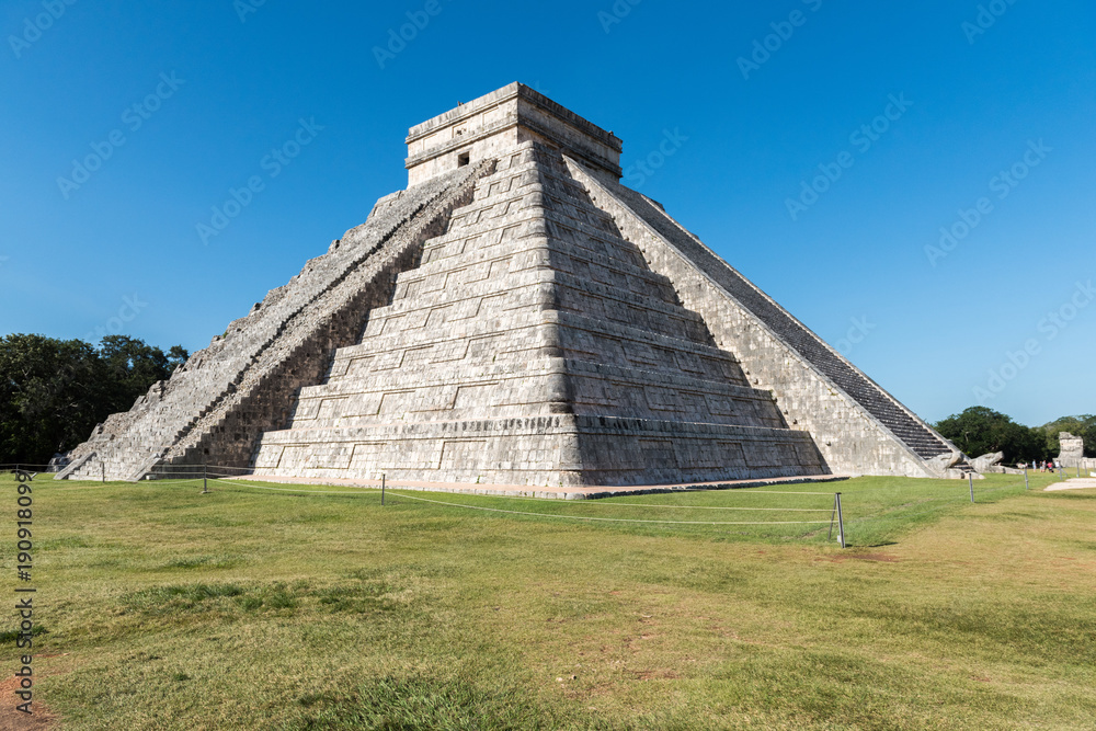 Die Kukulcán-Pyramide