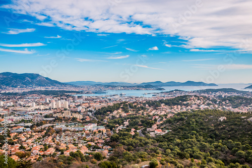 Vue sur la rade de Toulon du haut du Fort de Six-Fours © Gerald Villena