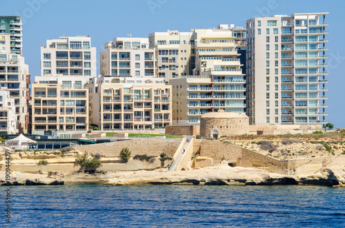 фотографія Tigne Point with Fort Tigne  in Sliema, Malta
