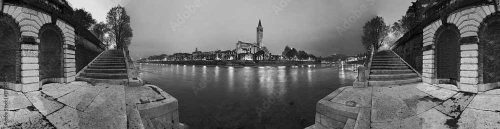 Verona, basilica di Santa Anastasia dall'Adige a 360°