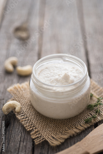 Homemade vegan cream cheese