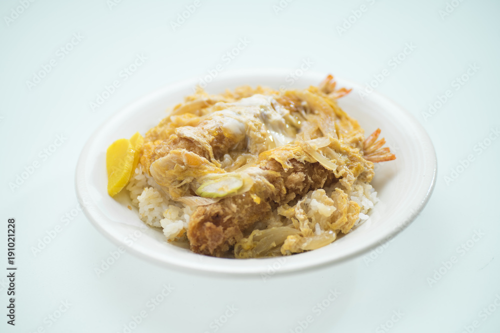 エビ綴じ丼
エビ綴じ丼