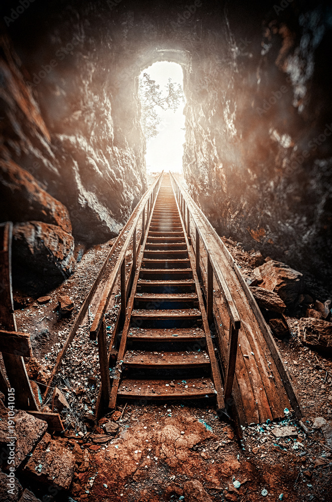 Naklejka premium cave