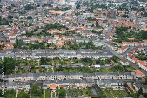 Vue aérienne d'une résidence à Cholet dans le Maine-et-Loire en France