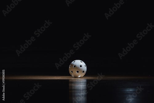 Floorball auf Boden photo