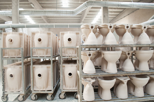 mud toilet closet unbaked ceramic factory
