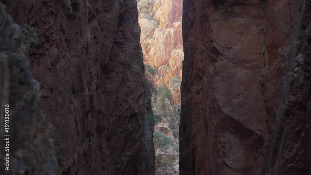 Red Rock Crevice Vertical Pan Red Rock Crevice Vertical Pan
