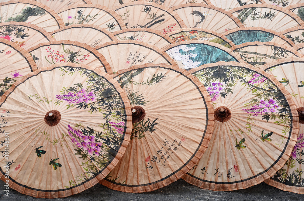 Oiled paper umbrella is a famous traditional artistry in Meinong, Taiwan.      