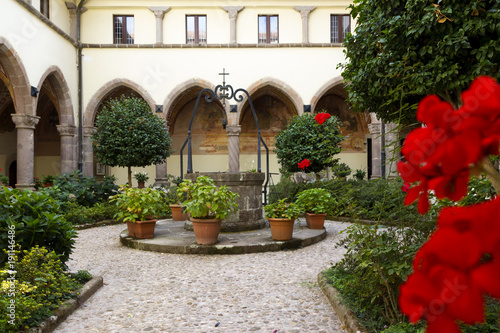 Fototapeta Naklejka Na Ścianę i Meble -  cloister of sanctuary madonna dei lattani roccamonfina