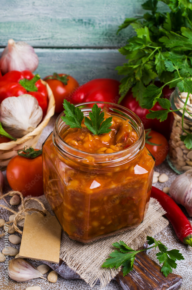Canned beans with vegetables Canned beans with vegetables