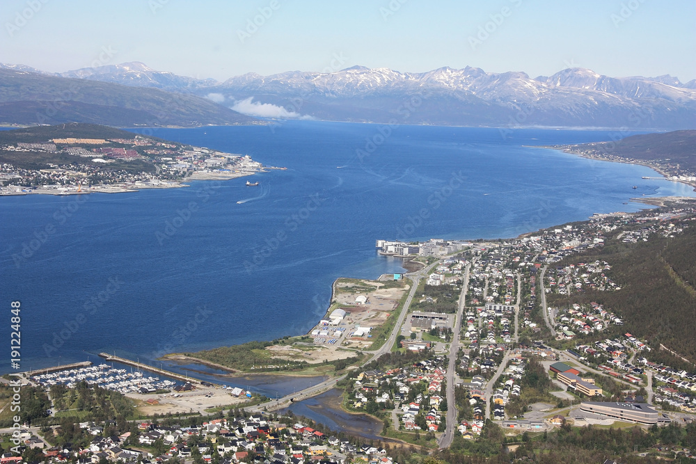 Blick am  nordnorwegischen Stadt Tromsø