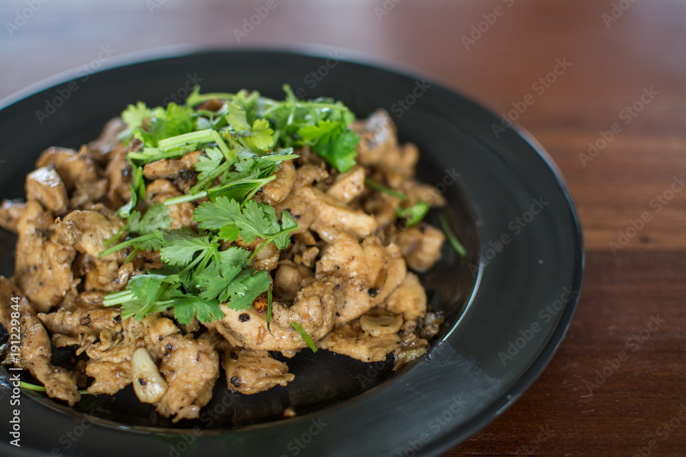 Fried chicken with black pepper and garlic Fried chicken with black pepper and garlic