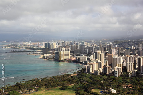 Blick auf Waikiki vom Diamond Head Oahu Hawaii USA © eickys